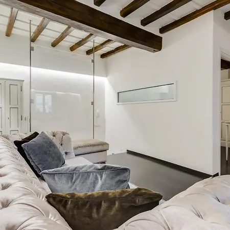 Colonna Luxury - Pantheon *